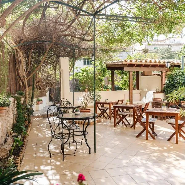 Hotel Casa Bougainvillea, hotel in Sóller