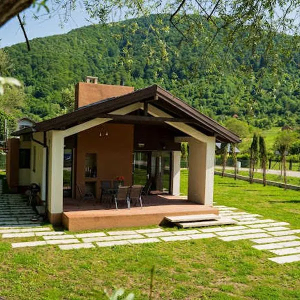 Căsuța de lângă moara, hotel in Hunedoara