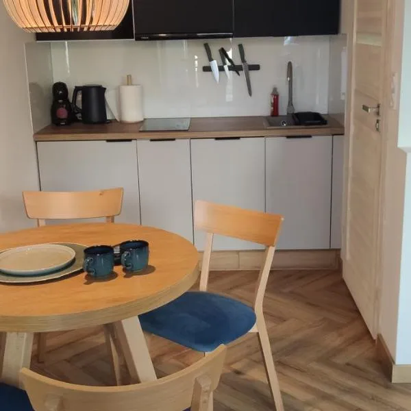 Apartament Blue Port, hotel en Debina