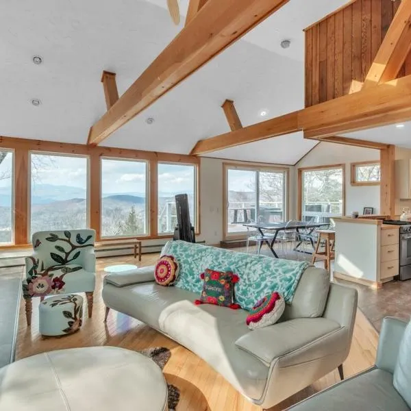 Campton Mountain Ski Retreat for Year-Round Fun -Best view and Best Price Guarantee, hotell i Campton