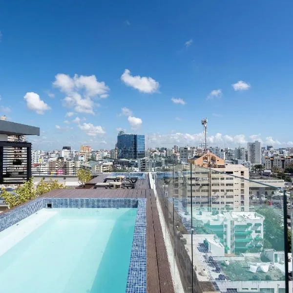 9+Ocho Suites by Yellowkey، فندق في سانتو دومينغو