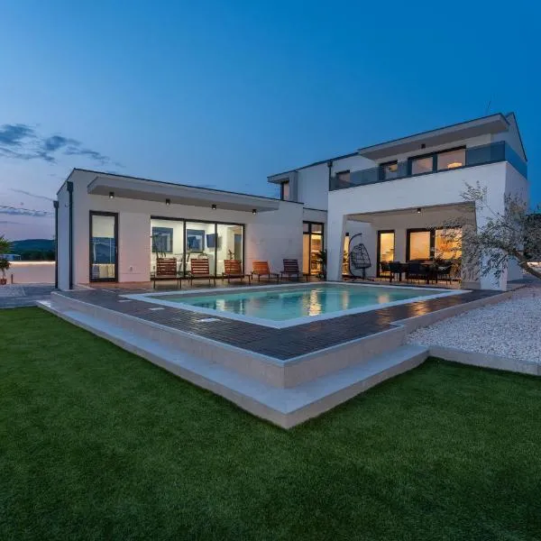 Villa La-Vi, hotell sihtkohas Turanj