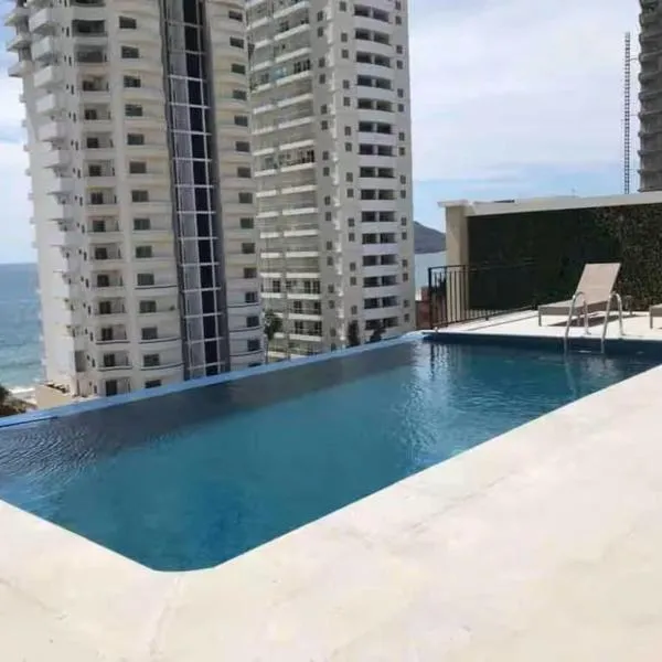Espectacular condo en Blue Marlin Zona Dorada Beach, hotel em Mazatlán