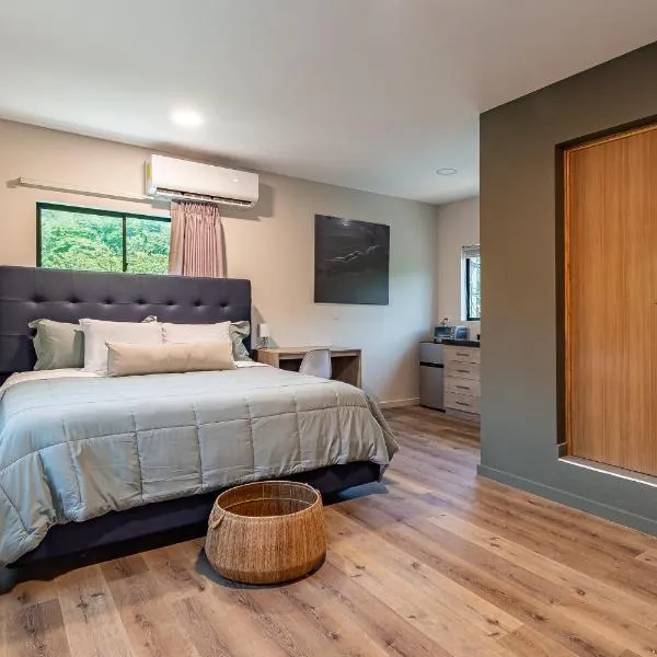 Lora Loca Inn、エル・ゾンテのホテル