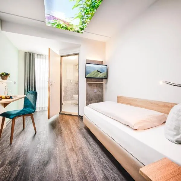IN VIA Hotel, ξενοδοχείο στο Πάντερμπορν
