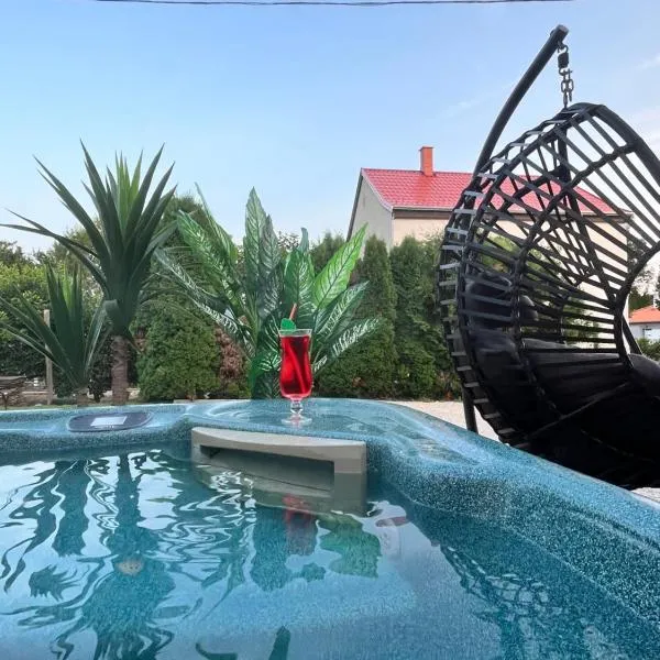 Csobogó Suites Apartman、ケストヘイのホテル