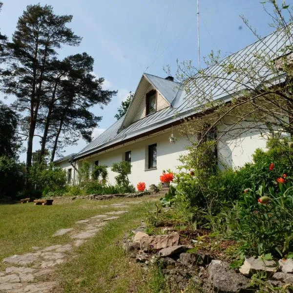 Kallaste Talu- Turismitalu & Holiday Resort, hotel in Padise
