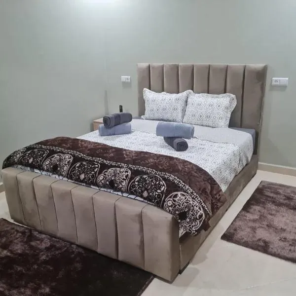 Agadir airport guest house, hôtel à Ikhorbane