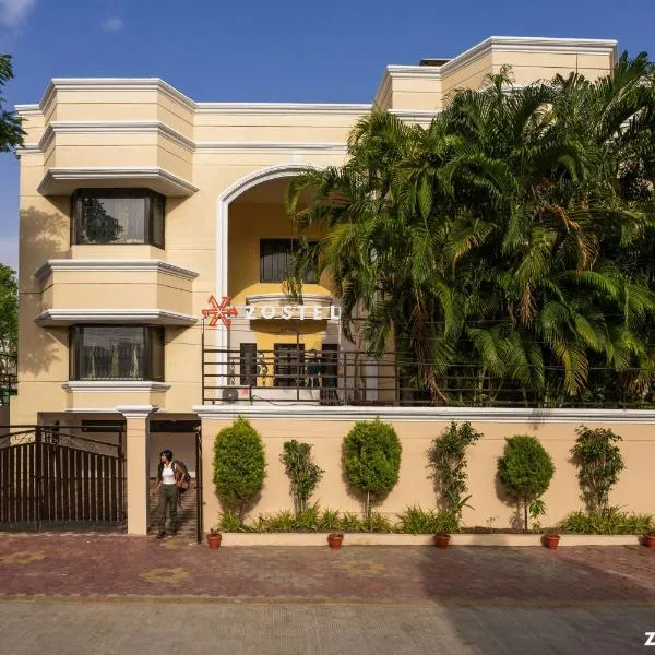 Zostel Indore, hotel in Indore