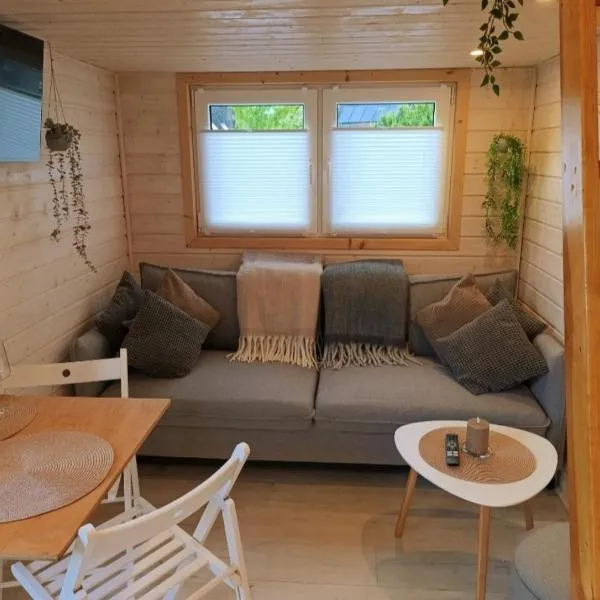 Tiny House mit Saunafass im Wendland, hotel en Lüchow