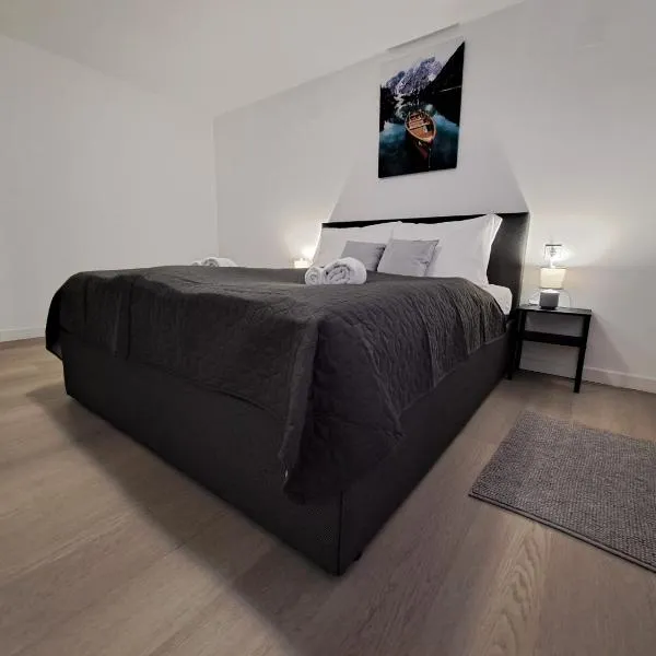 Apartments Orlić - Self check-in with code, WI-FI, Netflix, smart TV, garden, hótel í Zagreb