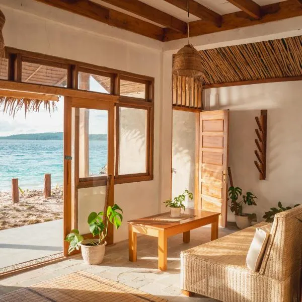 Oinan Beach Villa, hotell sihtkohas Tua Pejat