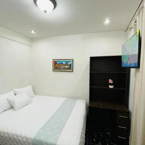 casa Borde Del Lago, hotel in Panajachel