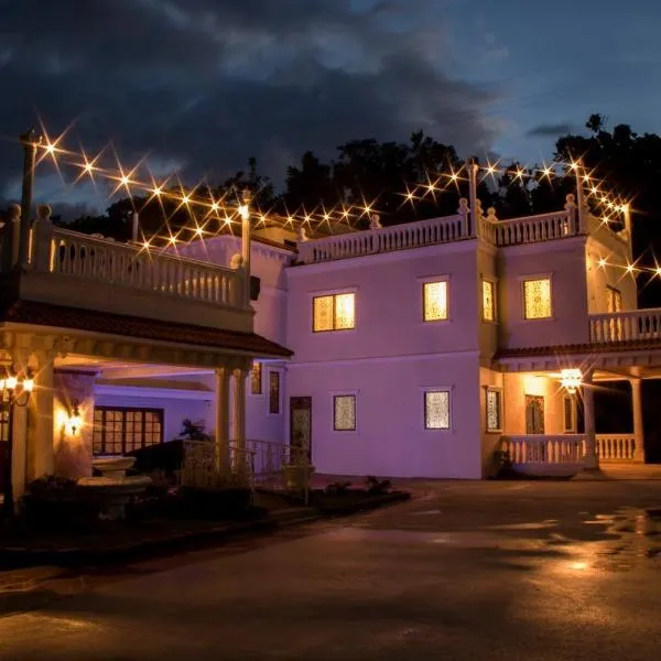 Luxury Puerto Caribe Boutique Hotel, hotel v destinácii Aguada