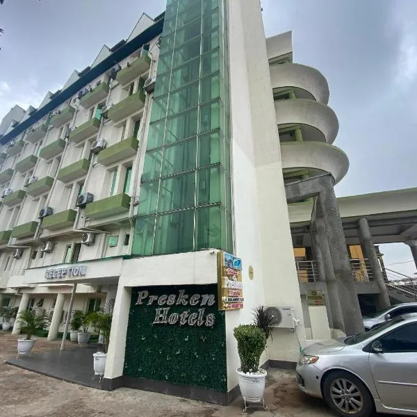 Presken Hotels Alade Avenue, hotel v mestu Ikeja