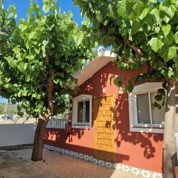 Camping Los Pinos, hotel in Peñíscola