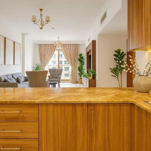 2 BHK City view apartment, hotel in Dubai