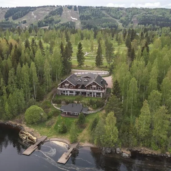 Large lakeside cabin in Tahko, No added fees, hotel em Tahkovuori