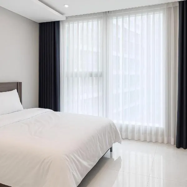Zizel Suite Room Seocho, hotel in Seoul