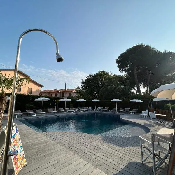 Hotel Duca Della Corgna、カスティリオーネ・デル・ラーゴのホテル
