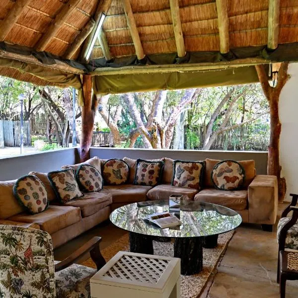 Warthogs Bush Lodge, hotel in Magaliesburg