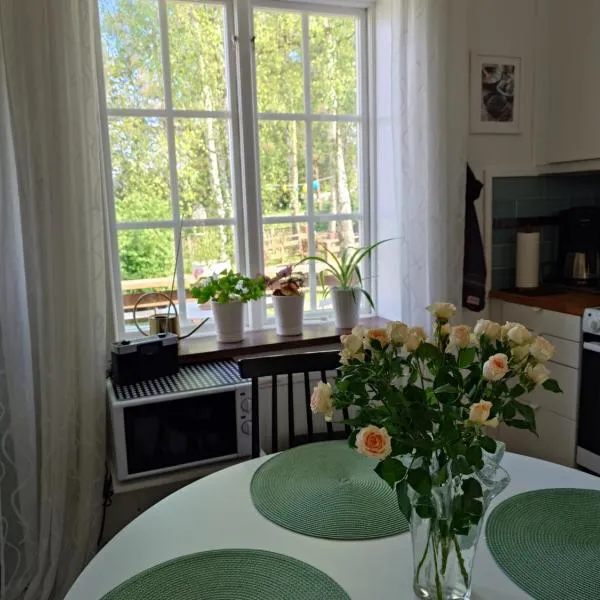 Ales BnB Lägenheten, Hotel in Löderup