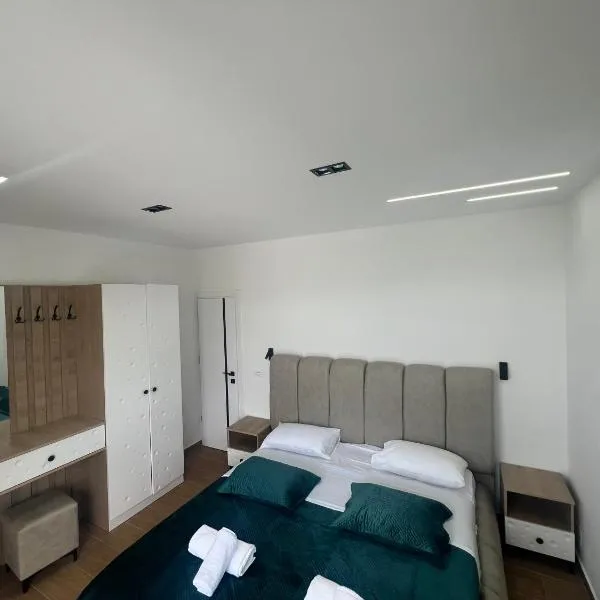 Adriatik Guesthouse, hotel v destinaci Përmet