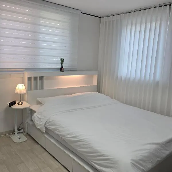 Day Rest House, hotel in Seoel
