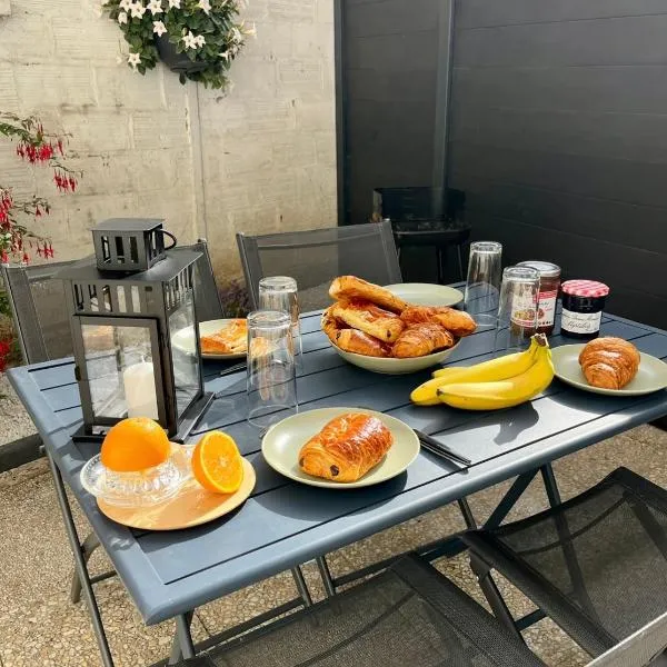 Family Stay & 20 min Disneyland Paris, hotel in Meaux