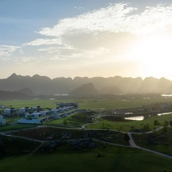The Five Resort & Golf Hoang Gia Ninh Binh, hotel v destinaci Tam Ðiệp
