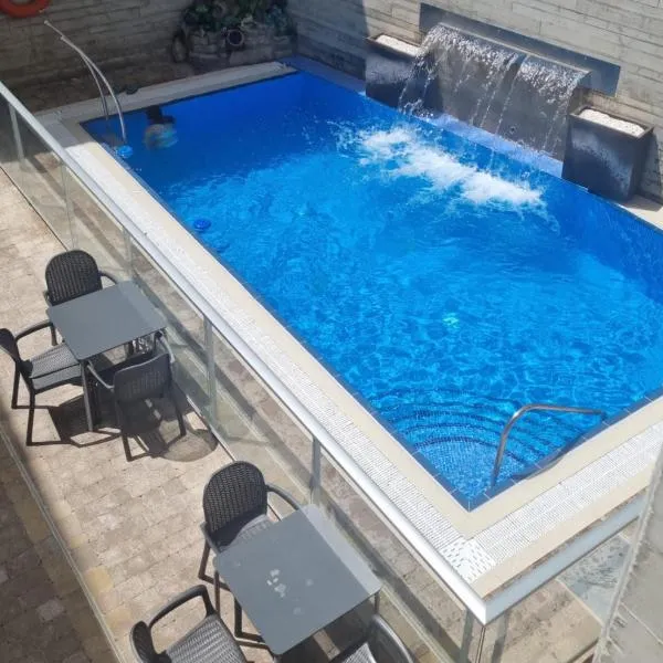 -- Albergue Casa Mariela -- Solo Peregrinos con Credenciales, ξενοδοχείο σε Torres del Rio