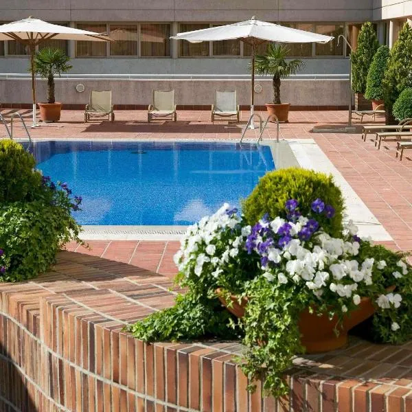 Novotel Campo De Las Naciones, hotel in Madrid