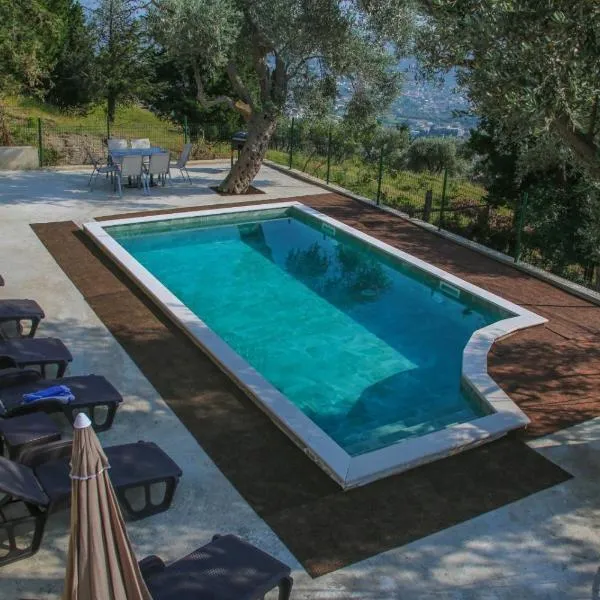 Olive Grove Luxury with private POOL, hotel em Bar