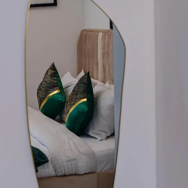 Lovely studios at Embassy Gardens, hotel in Accra