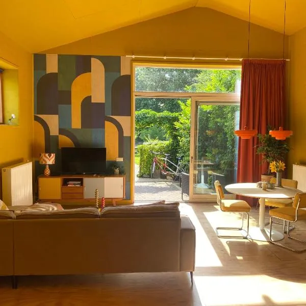 Assen-Groningen-Saunacabine, hotel di Vries