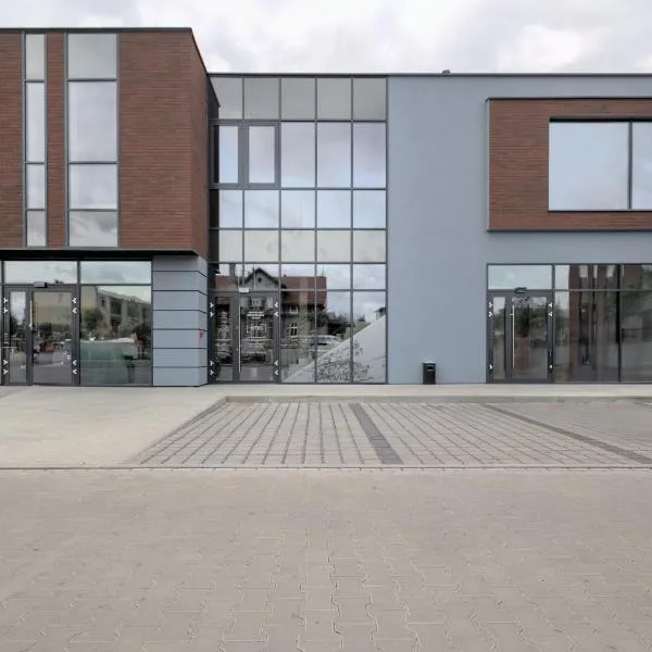 iNTEC NOCLEGI, hotel in Gniezno