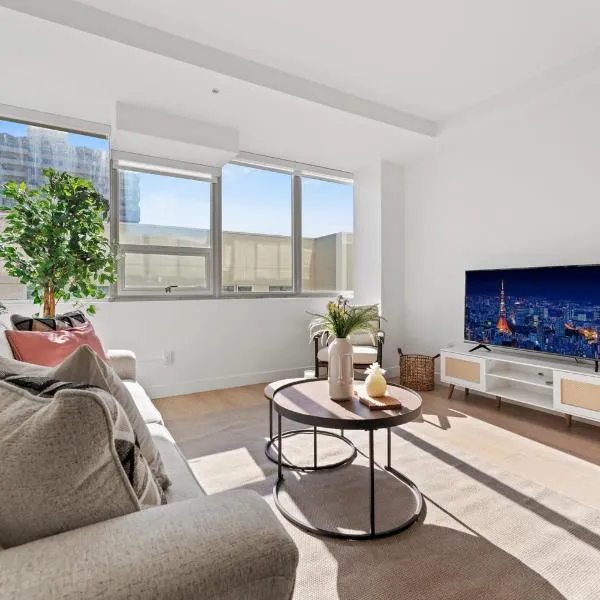 Stylish Westwood Apartment - Steps from UCLA，位于洛杉矶的酒店