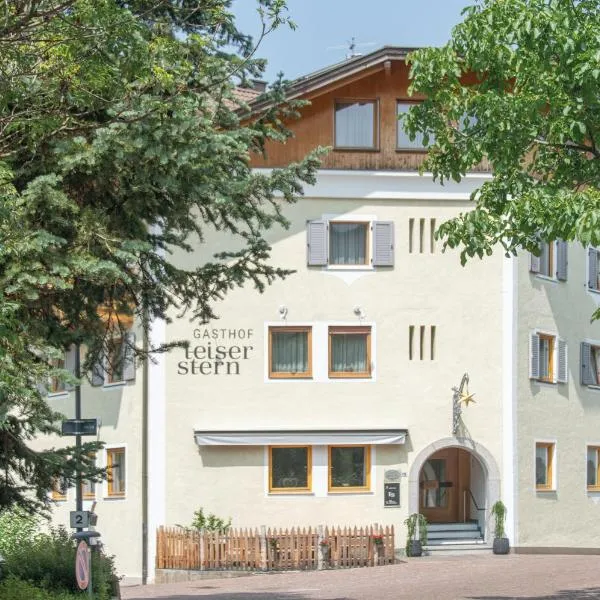 Gasthof Teiser Stern, hotel din Funes