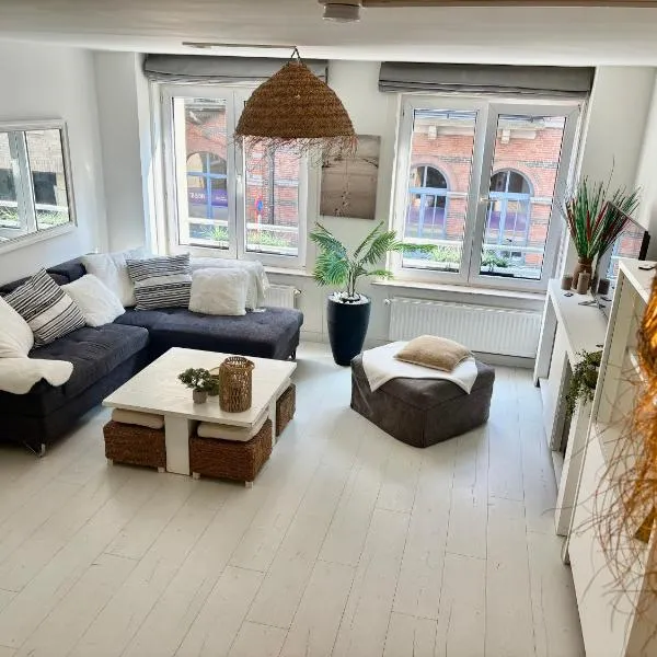 Sfeervol en lichtrijk appartement centrum Knokke, hotel in Knokke-Heist