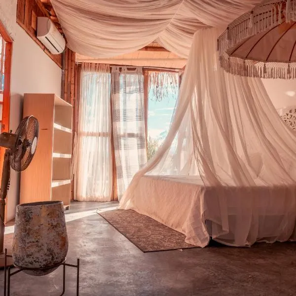 Campamento Estrella Casa del Ángel, ξενοδοχείο σε La Victoria