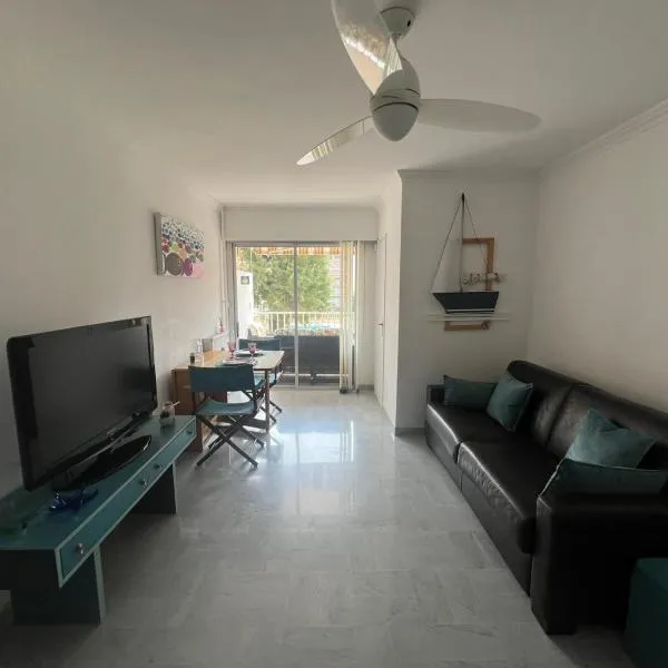 Les Caroubiers, ξενοδοχείο σε Roquebrune-Cap-Martin