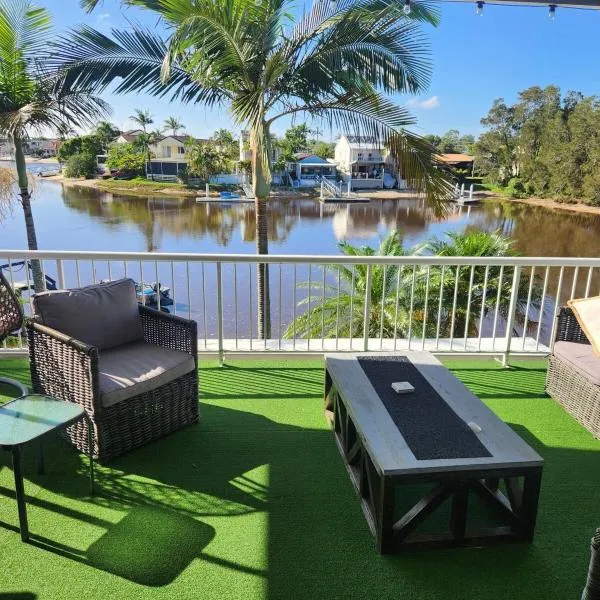 Canal Condo, hotel in Mooloolaba