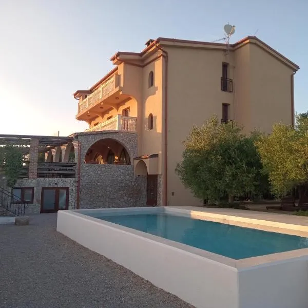 Bed & Breakfast Tonivale, hôtel à Skrbčići