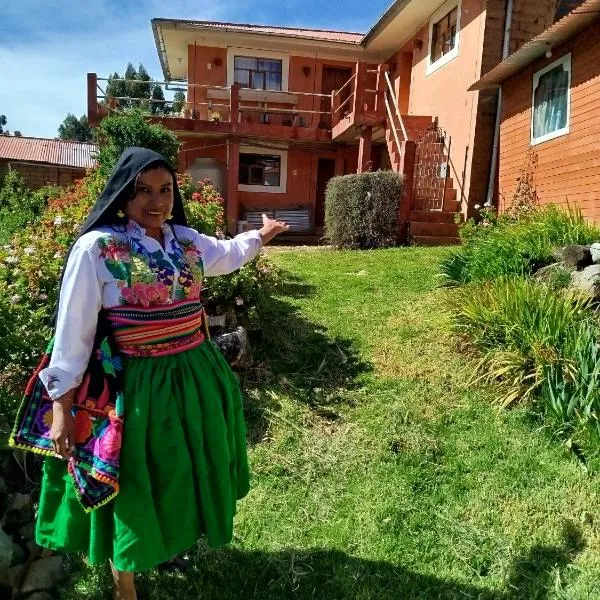Amantani Elisa's Lodge โรงแรมในAmantani
