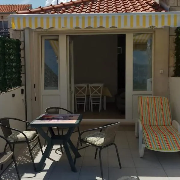 Seaview apartment Lukić, viešbutis mieste Supetaras