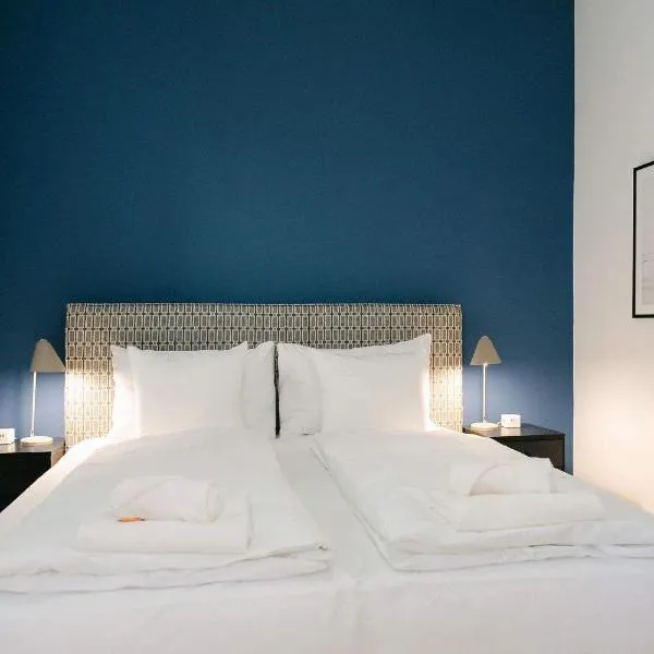 Neat 2BR perfect for 4 free parking, hotel ve Vídni