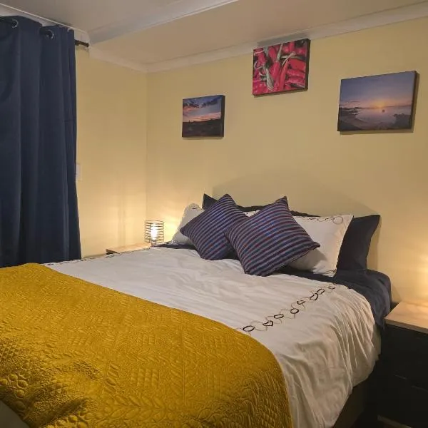 Private Garden Studio near Menlyn, hotel v destinaci Pretoria