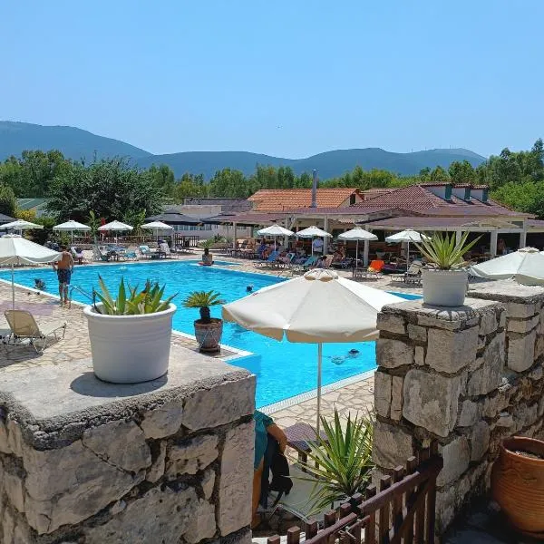 Camping Karavomilos, hotel in Sami