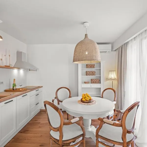 City Pearl Apartment Rea, hotel in Poreč