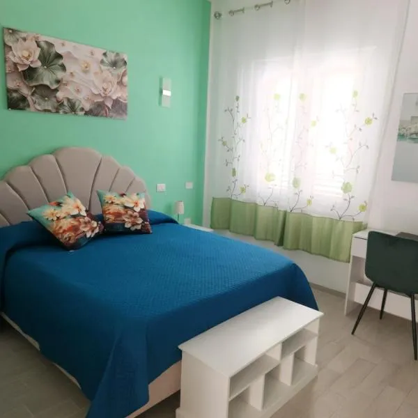 Affittacamere LE RONDINI, hotel in Domus de Maria